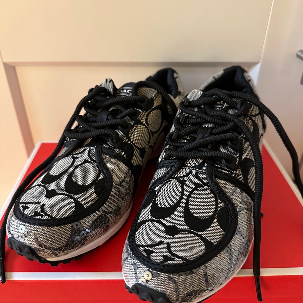 NWT Coach canvas/sequins sneakers size 6.5